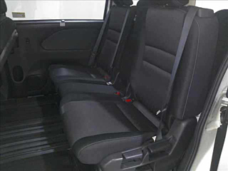 NISSAN SERENA 2017