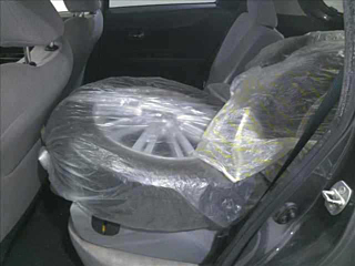 TOYOTA VITZ 2012