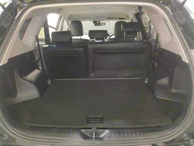 TOYOTA PRIUS ALPHA 2015