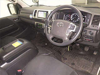 TOYOTA HIACE VAN 2020