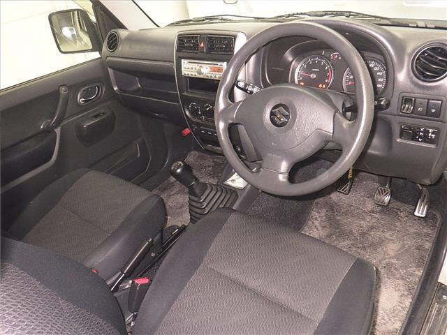 SUZUKI JIMNY SIERRA 2013