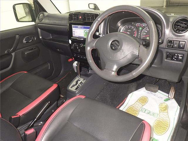 SUZUKI JIMNY SIERRA 2013