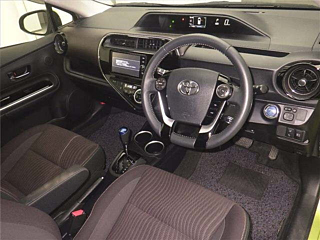 TOYOTA AQUA 2018