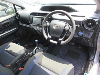 TOYOTA AQUA 2020
