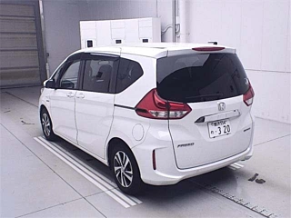 HONDA FREED 2022
