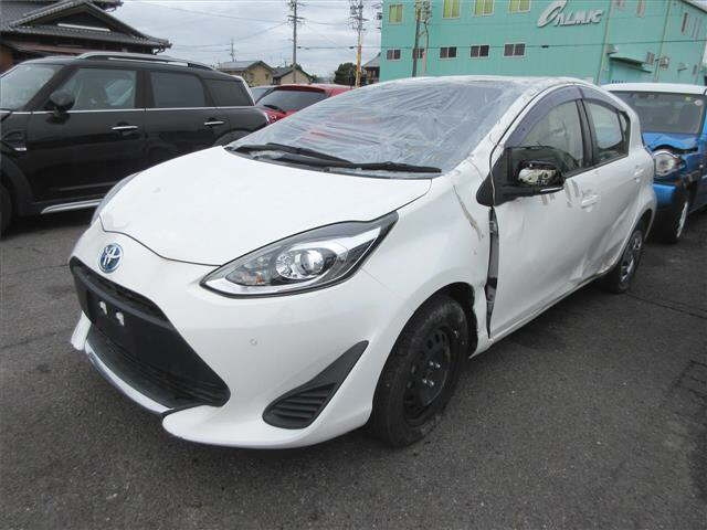 TOYOTA AQUA 2020