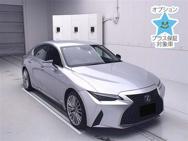 LEXUS IS 2021