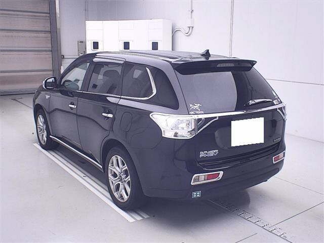 MITSUBISHI OUTLANDER PHEV 2013