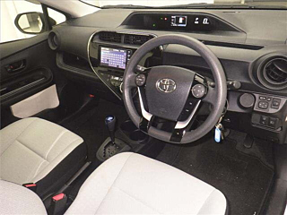 TOYOTA AQUA 2020