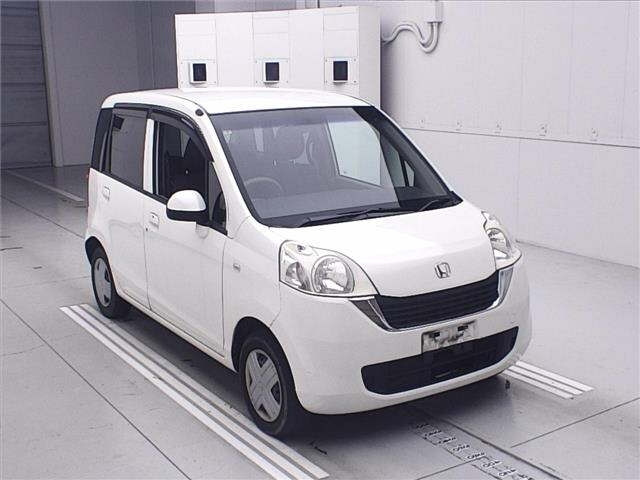 HONDA LIFE 2010