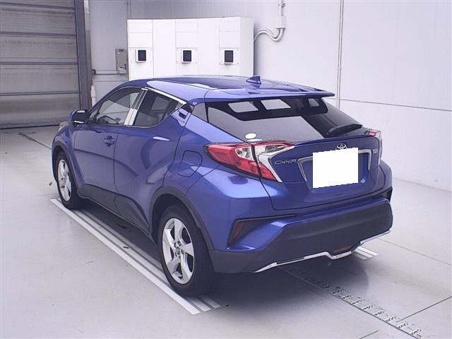 TOYOTA C-HR 2017