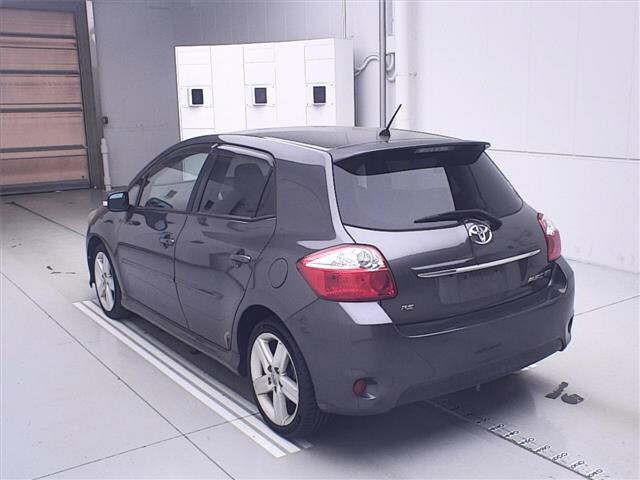 TOYOTA AURIS 2012