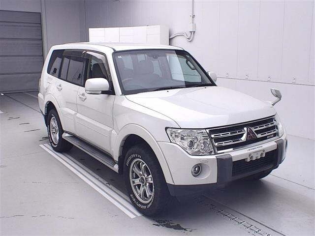 MITSUBISHI PAJERO 2009