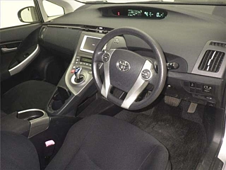 TOYOTA PRIUS 2013