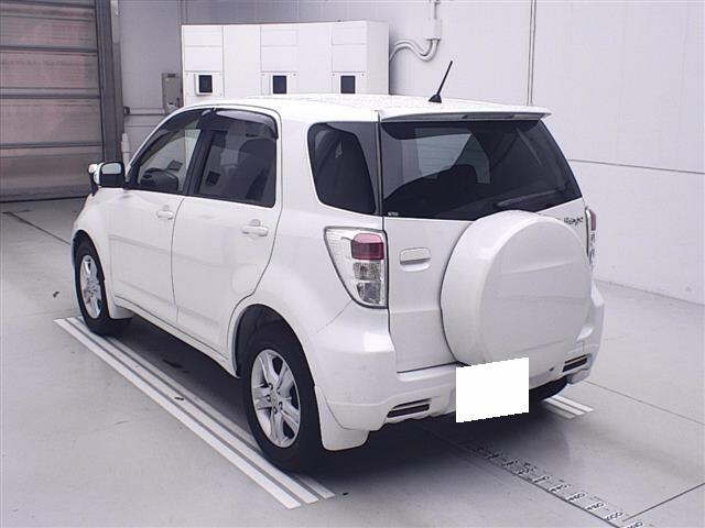 DAIHATSU BEGO 2013