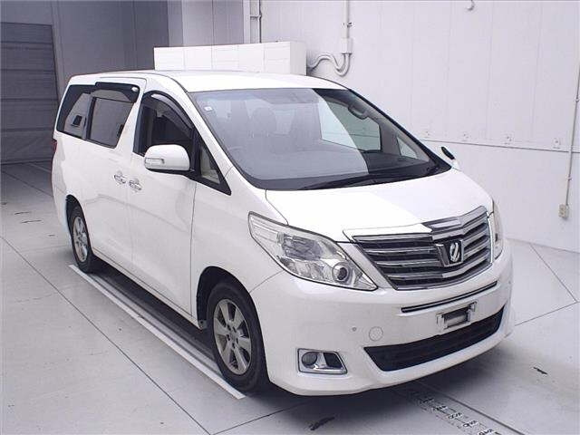 TOYOTA ALPHARD 2013