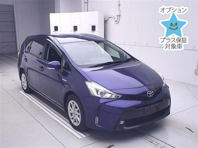 TOYOTA PRIUS ALPHA 2016