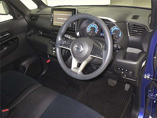 NISSAN ROOX 2022