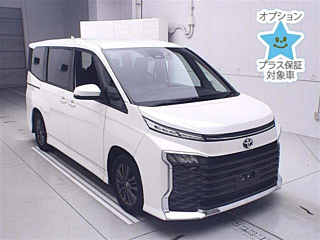 TOYOTA VOXY 2022
