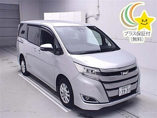 TOYOTA NOAH 2020