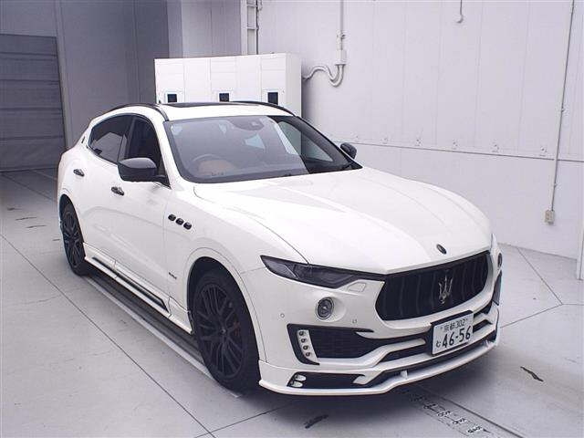 MASERATI LEVANTE 2018