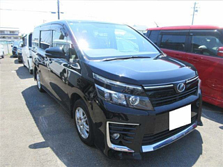 TOYOTA VOXY 2016