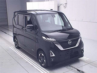 NISSAN ROOX 2022