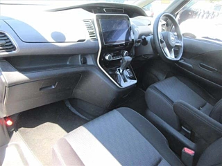 NISSAN SERENA 2020