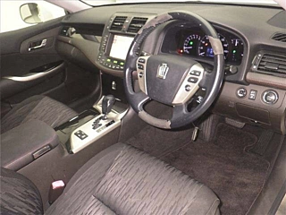 TOYOTA CROWN 2011