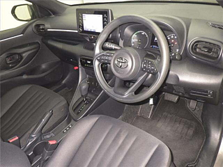 TOYOTA YARIS 2021