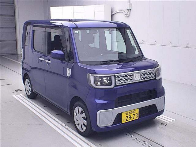 DAIHATSU WAKE 2015