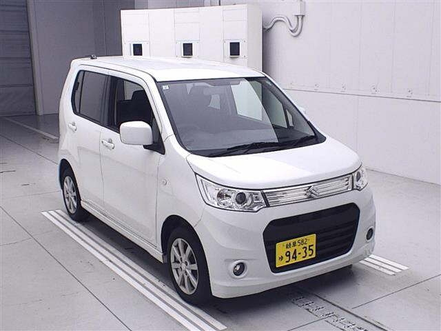 SUZUKI WAGON R 2013