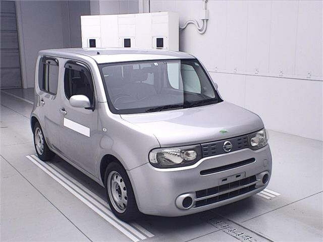 NISSAN CUBE 2010