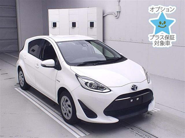 TOYOTA AQUA 2019