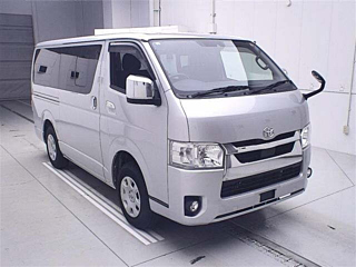 TOYOTA HIACE VAN 2020
