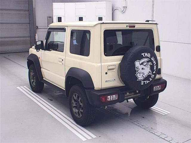 SUZUKI JIMNY SIERRA 2023