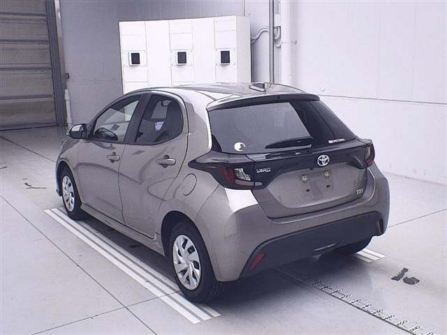 TOYOTA YARIS 2021