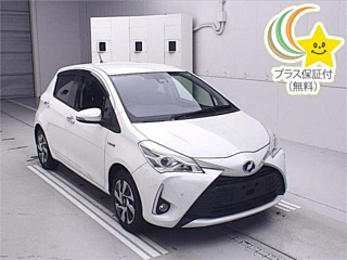 TOYOTA VITZ 2019
