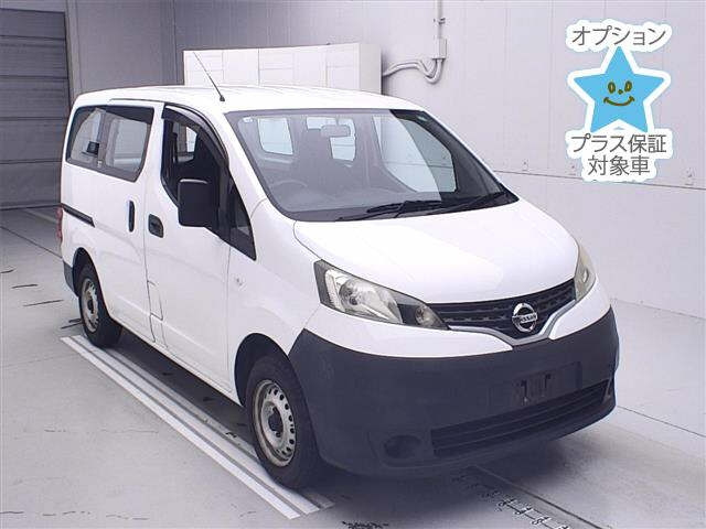 NISSAN NV200 2015