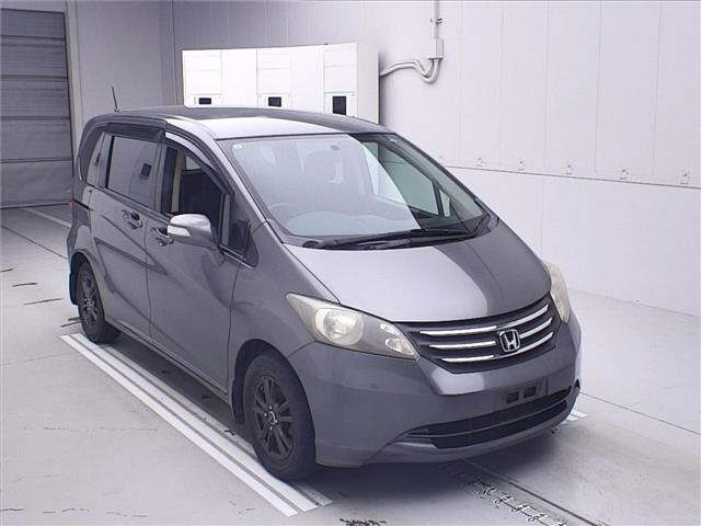 HONDA FREED 2009