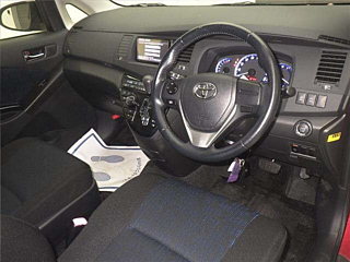 TOYOTA ISIS 2014