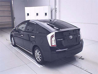 TOYOTA PRIUS 2014