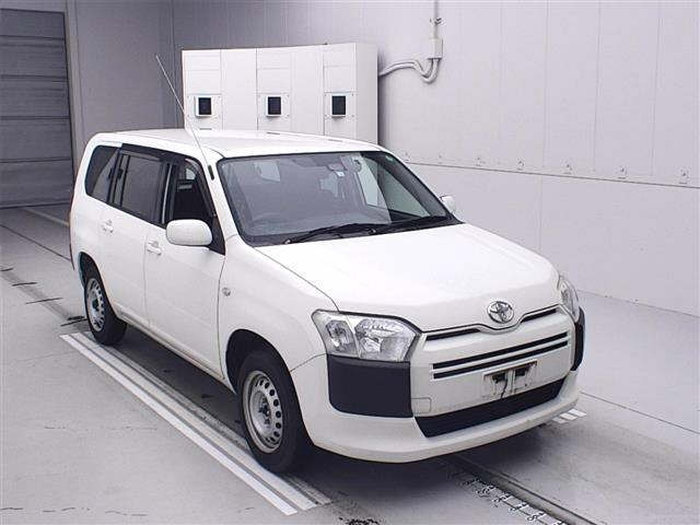 TOYOTA PROBOX 2017