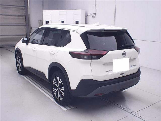 NISSAN X-TRAIL 2024