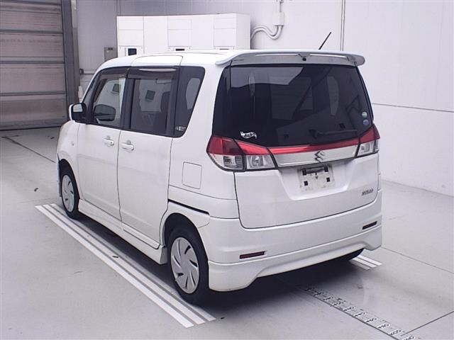 SUZUKI SOLIO 2013
