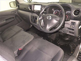 NISSAN CARAVAN VAN 2019