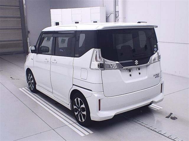 SUZUKI SOLIO 2015