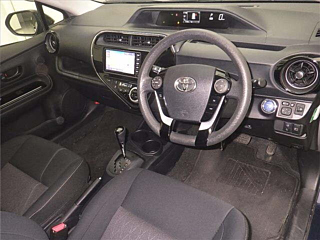 TOYOTA AQUA 2020