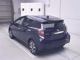 TOYOTA AQUA 2020