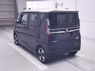 NISSAN ROOX 2020